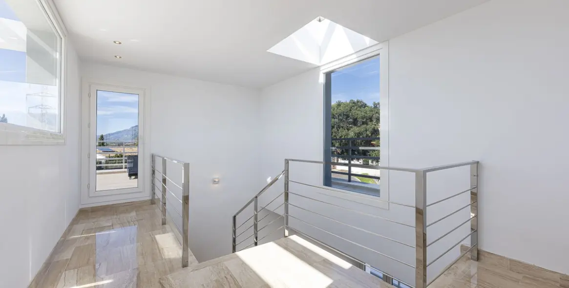 Продажа  отдельно стоящей виллы в El Rosario 39