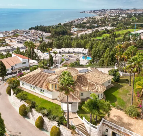 Sale of detached villa in Mijas Costa