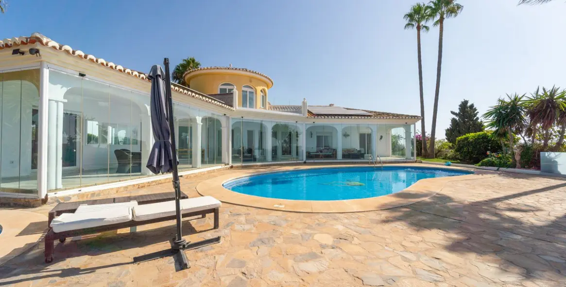 Sale of detached villa in Mijas Costa 5