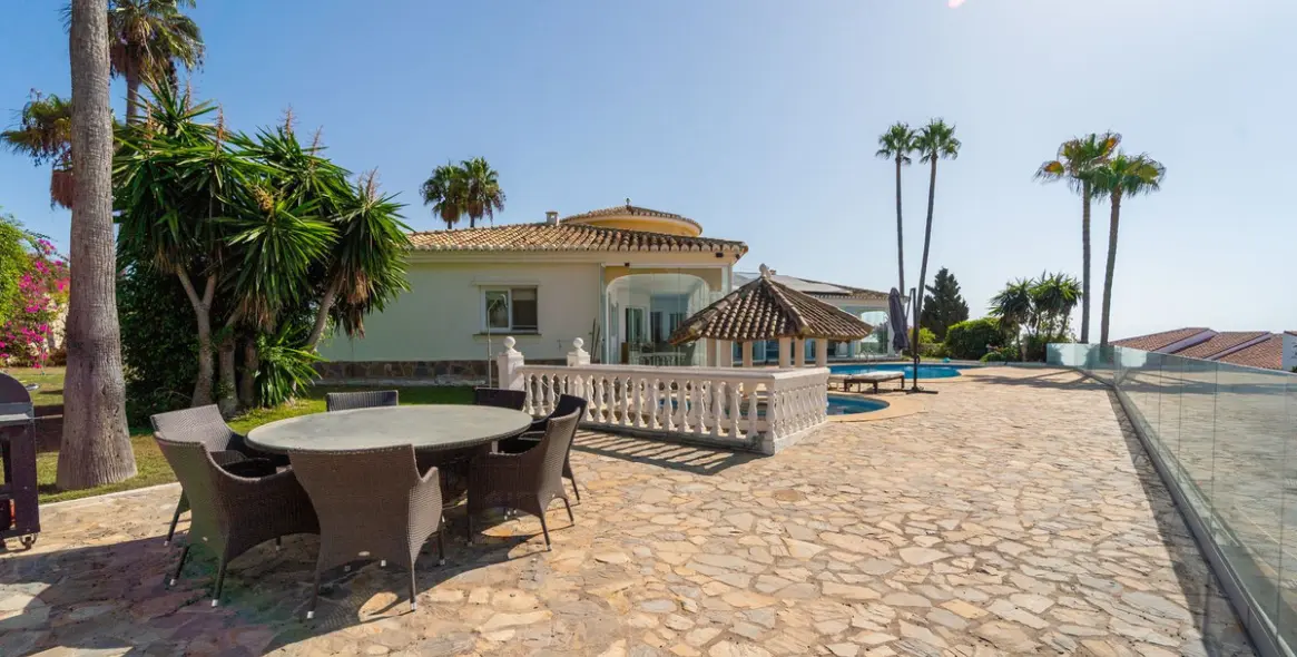 Sale of detached villa in Mijas Costa 7