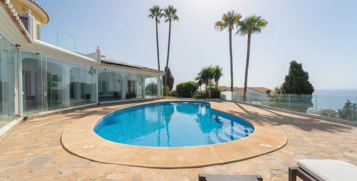 Sale of detached villa in Mijas Costa 21