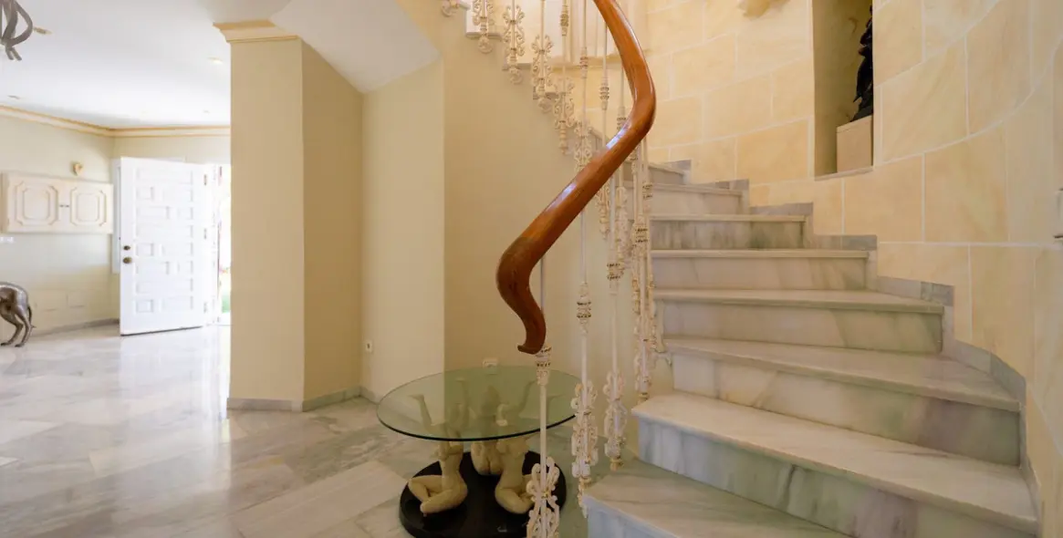 Sale of detached villa in Mijas Costa 50