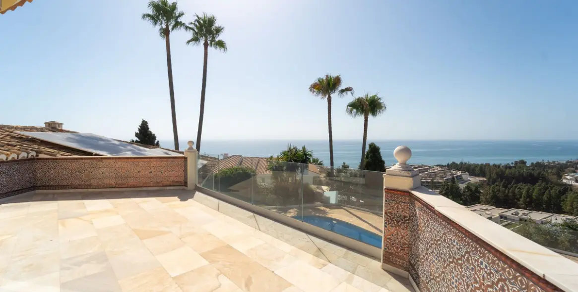 Sale of detached villa in Mijas Costa 53