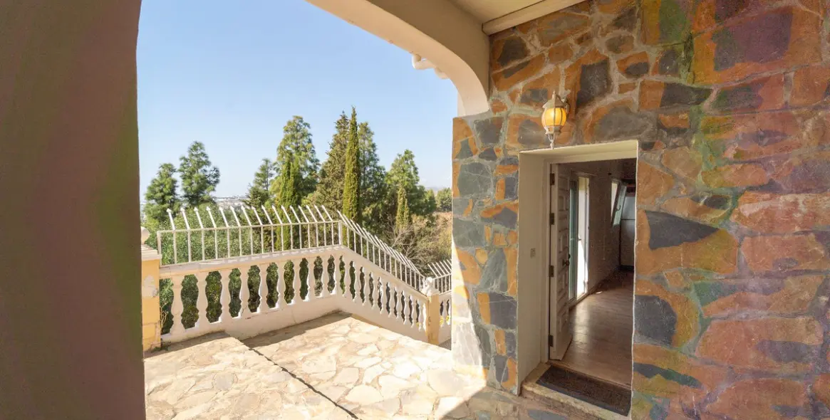 Sale of detached villa in Mijas Costa 69