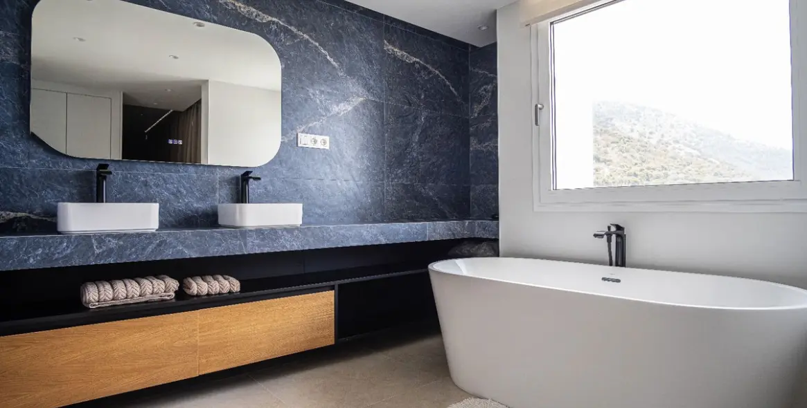 Sale of detached villa in Mijas 25