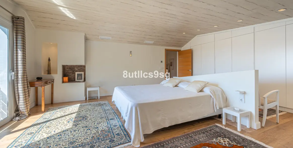 Sale of detached villa in Nueva Andalucía 23