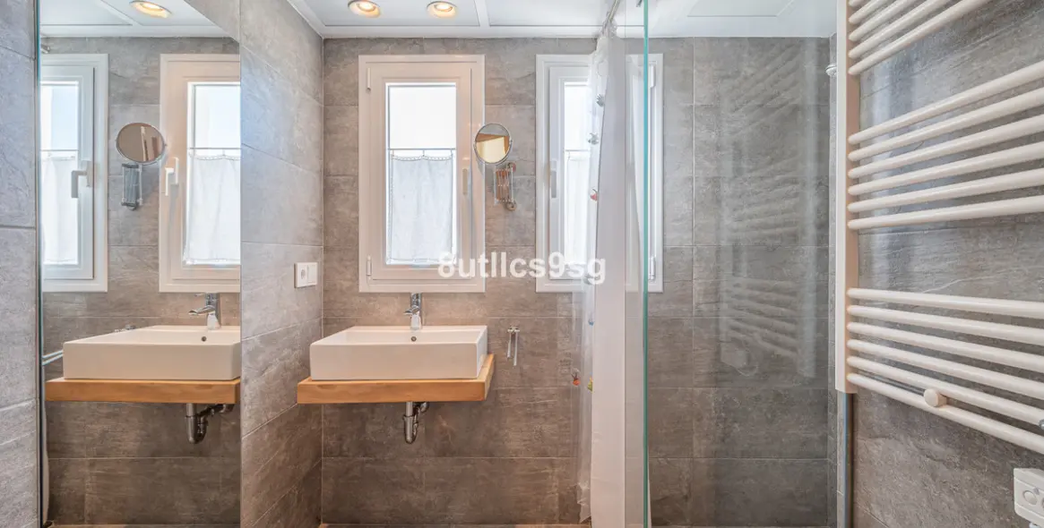 Sale of detached villa in Nueva Andalucía 31