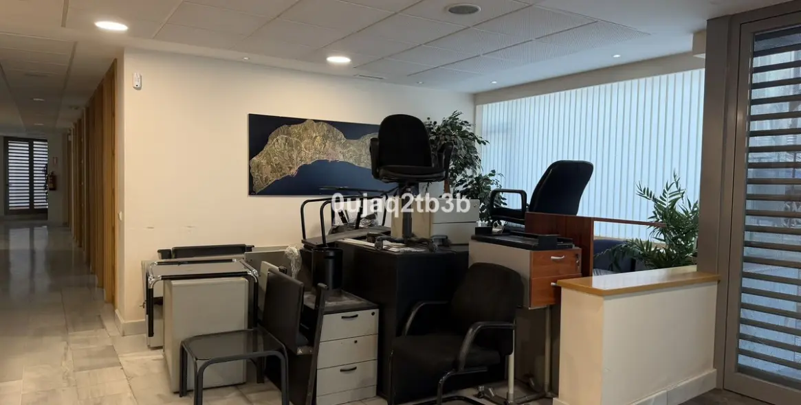 Long-term rent of office in Marbella 3