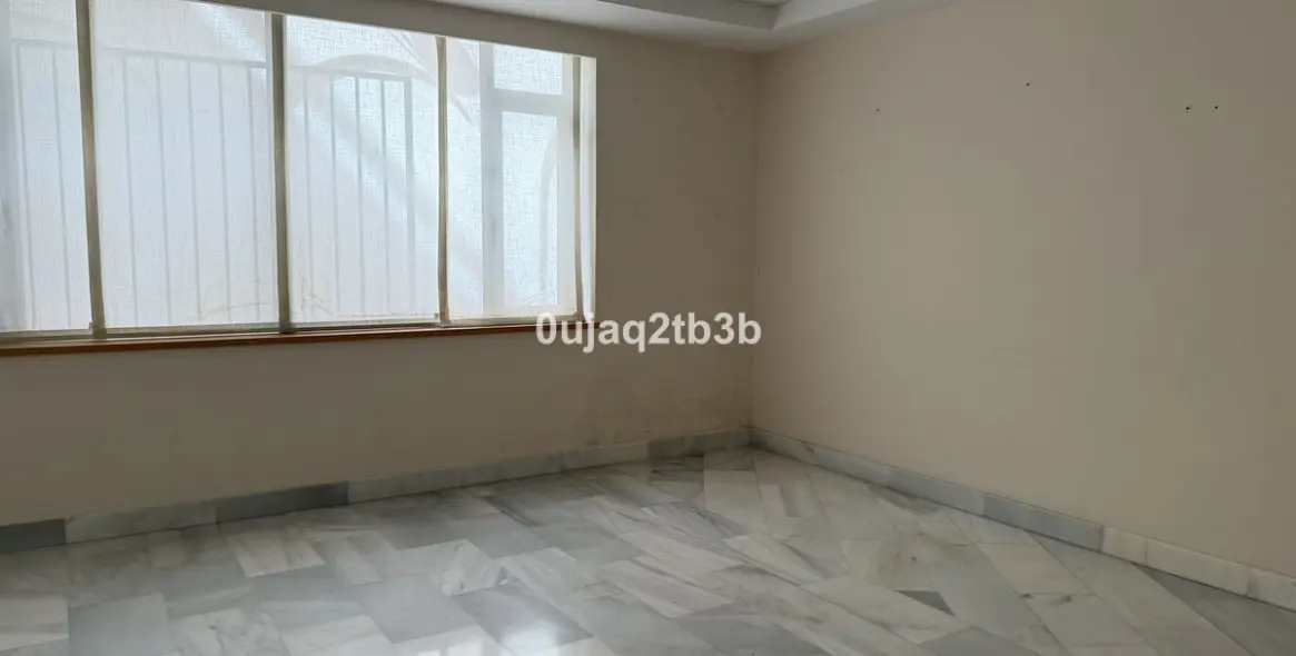 Long-term rent of office in Marbella 9