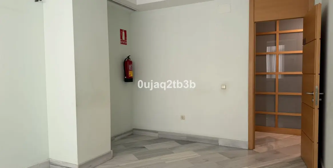 Long-term rent of office in Marbella 14
