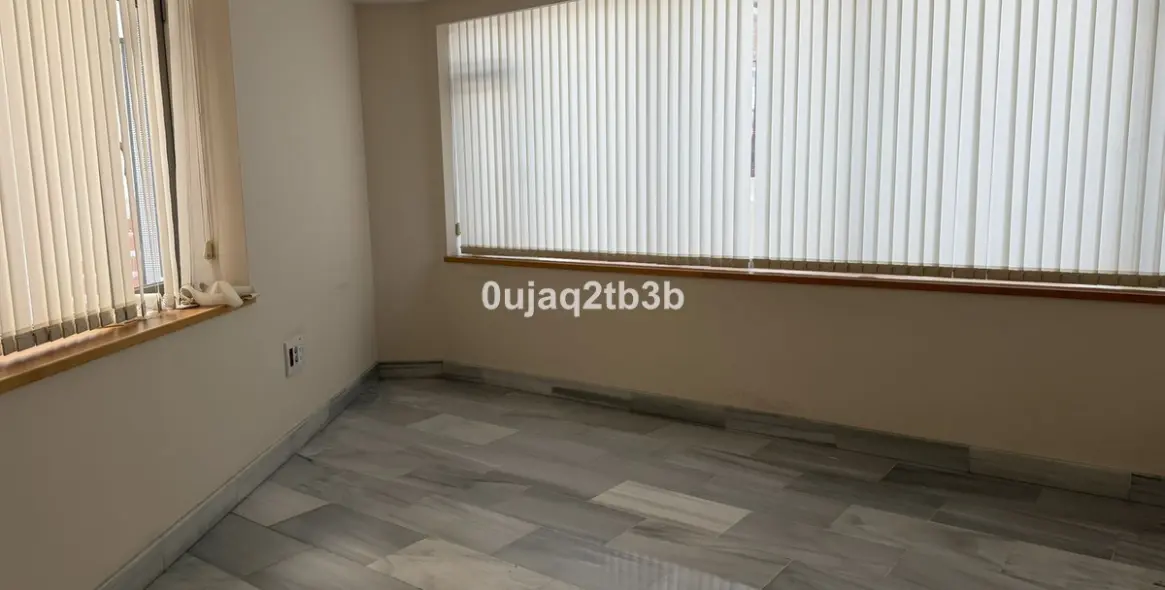 Long-term rent of office in Marbella 19
