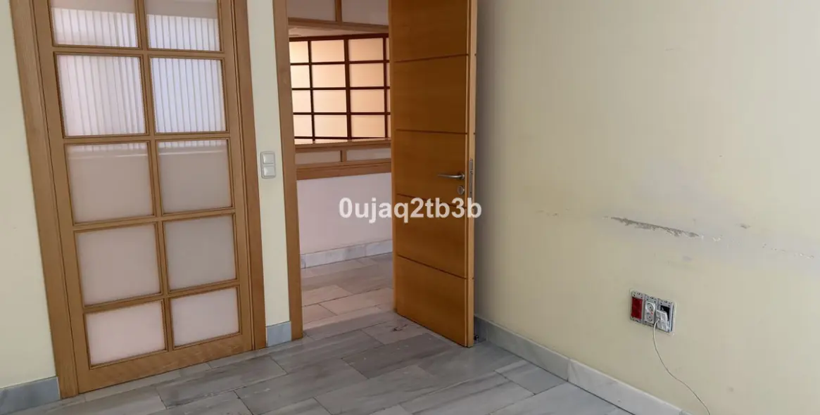 Long-term rent of office in Marbella 30
