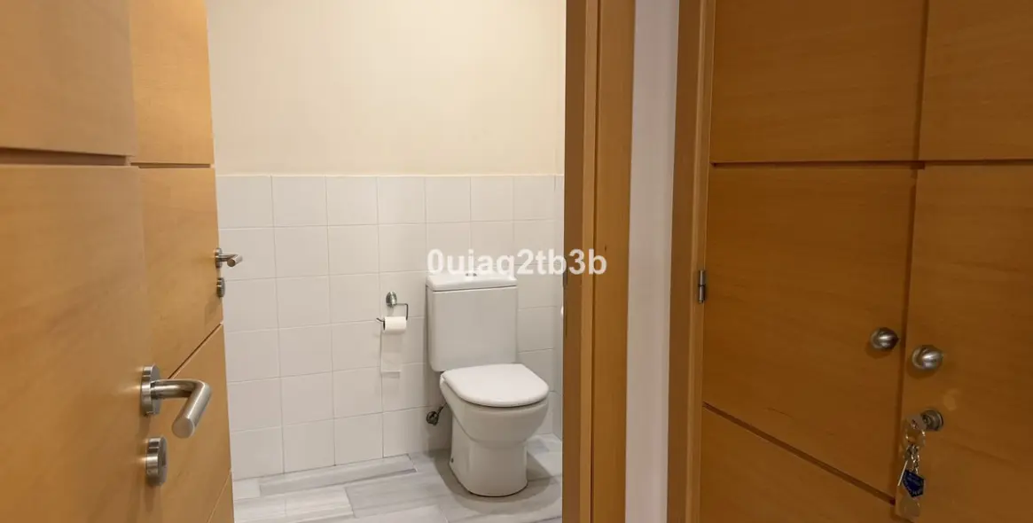 Long-term rent of office in Marbella 32