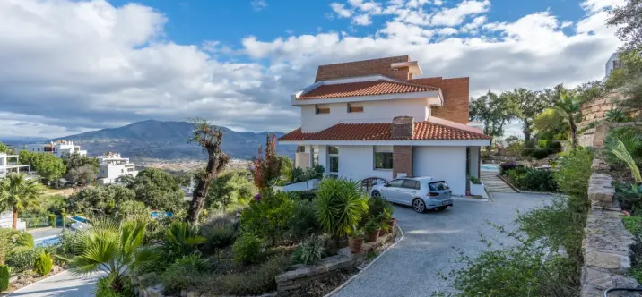 Villa independiente R3549622 1