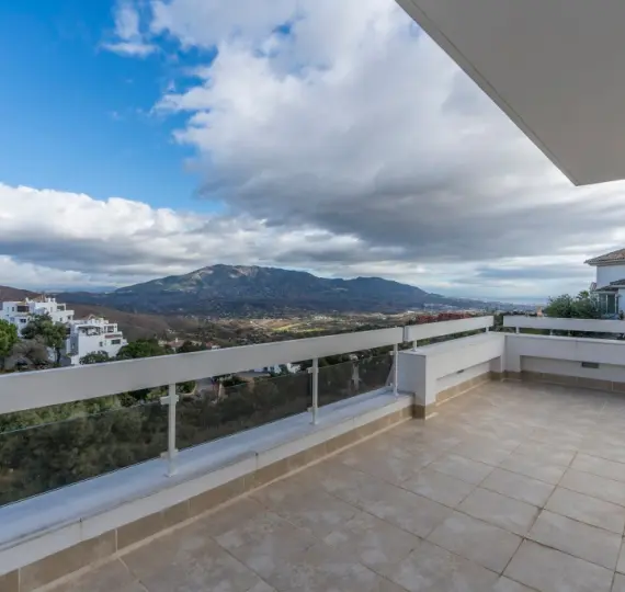 Villa independiente R3549622