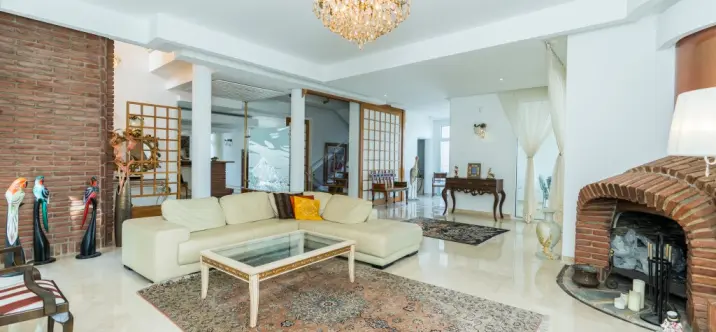 Villa independiente R3549622 3