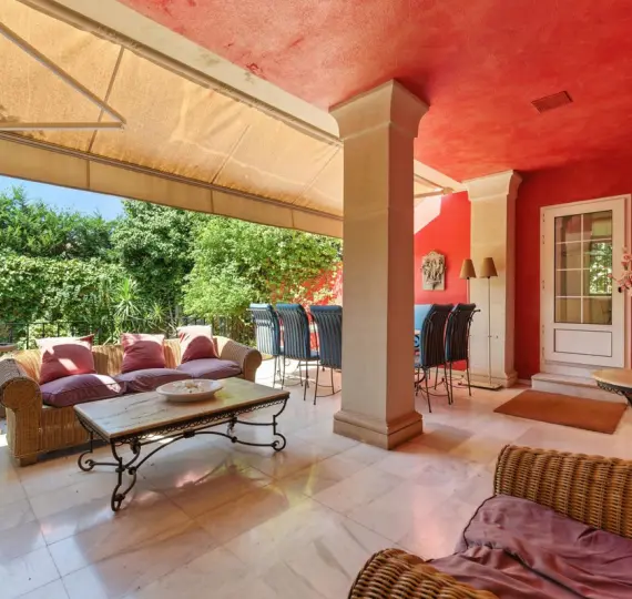 Venta de villa independiente en Marbella