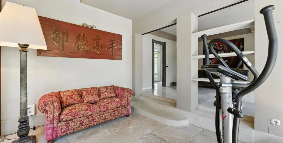 Sale of detached villa in Marbella 27
