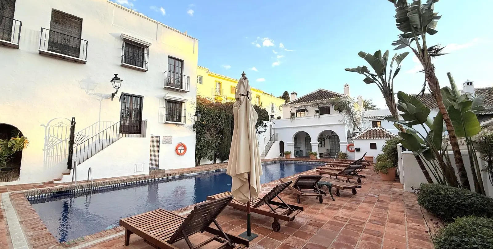 Продажа дома на две семьи в Marbella 9