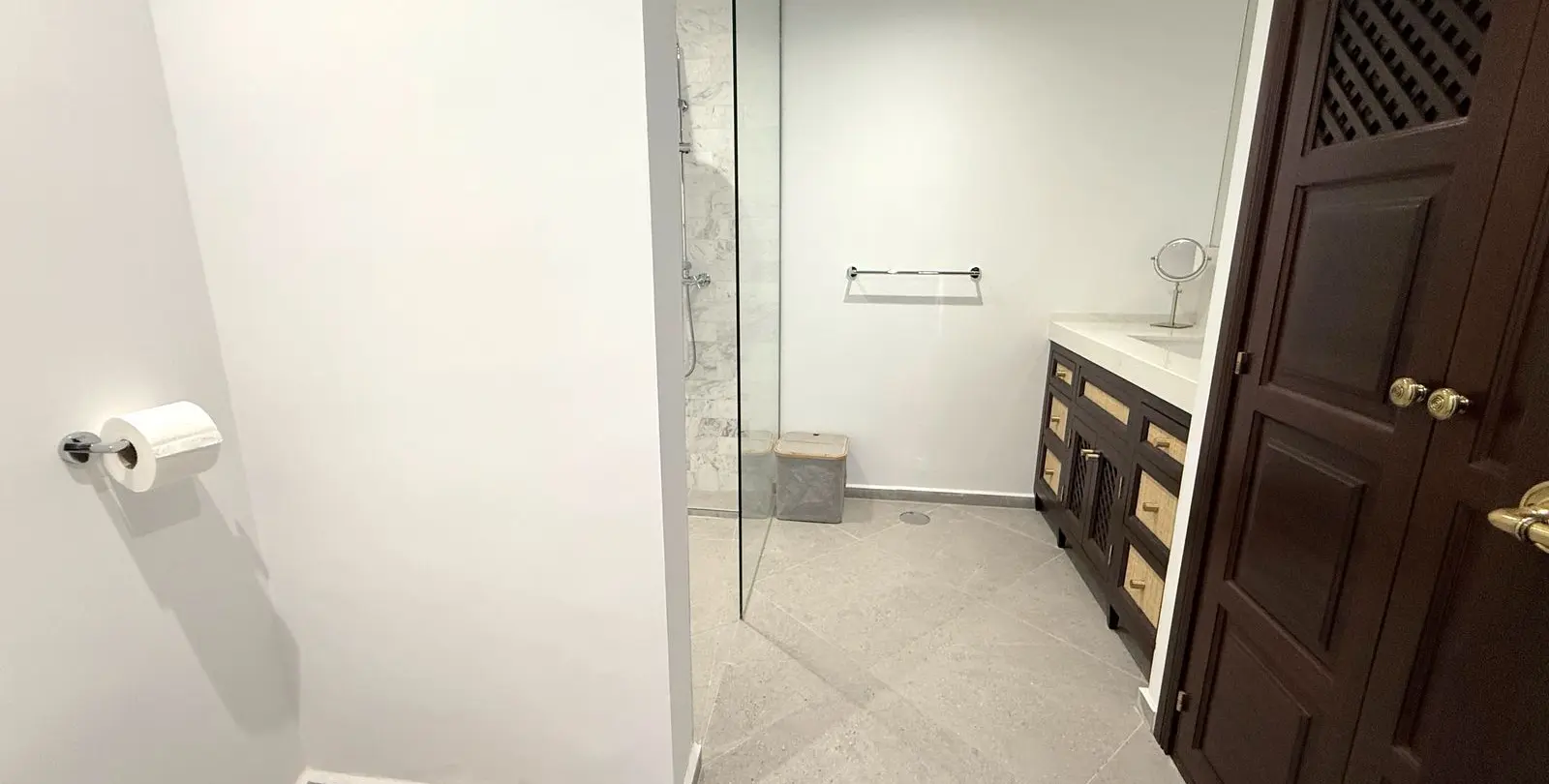 Продажа дома на две семьи в Marbella 24