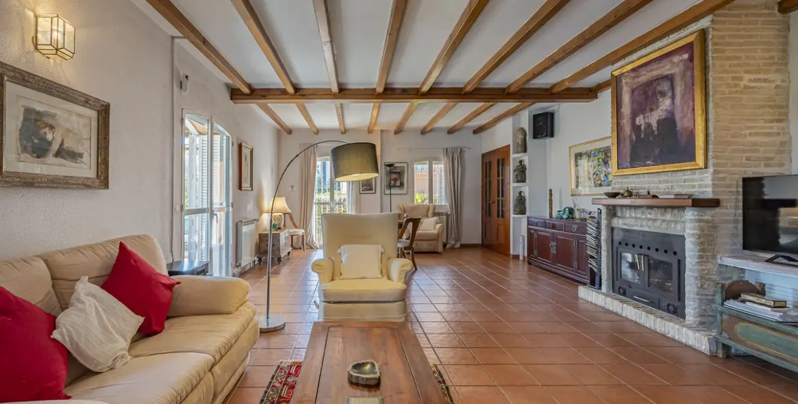 Продажа  отдельно стоящей виллы в The Golden Mile 3