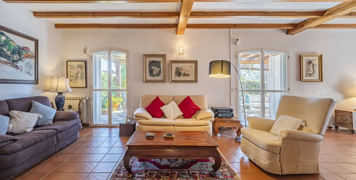 Продажа  отдельно стоящей виллы в The Golden Mile 4