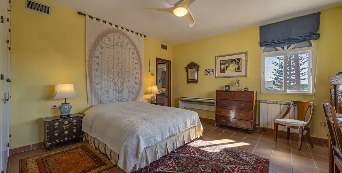 Продажа  отдельно стоящей виллы в The Golden Mile 6