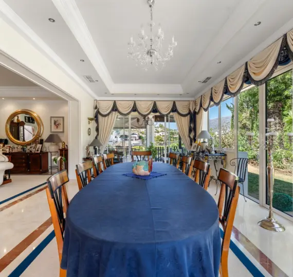 Venta de villa independiente en Benahavís