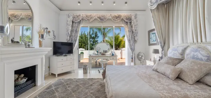 Venta de villa independiente en Benahavís 4