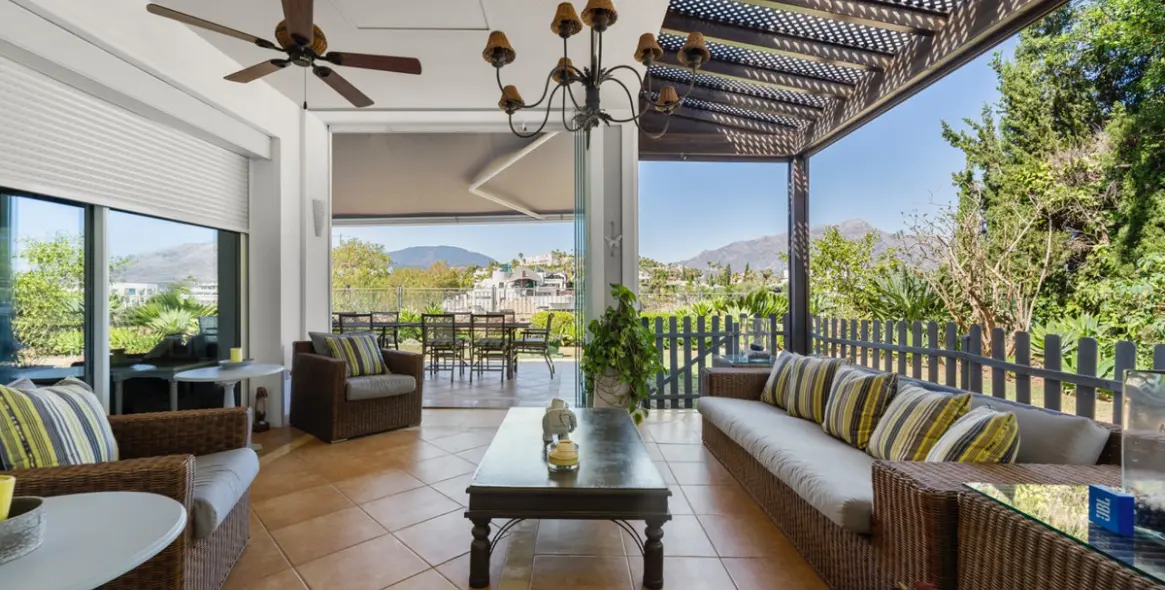 Продажа  отдельно стоящей виллы в Benahavís 8