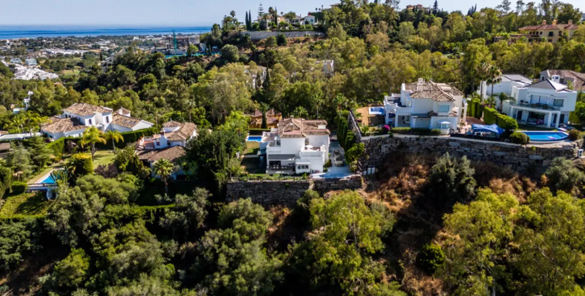 Продажа  отдельно стоящей виллы в Benahavís 10