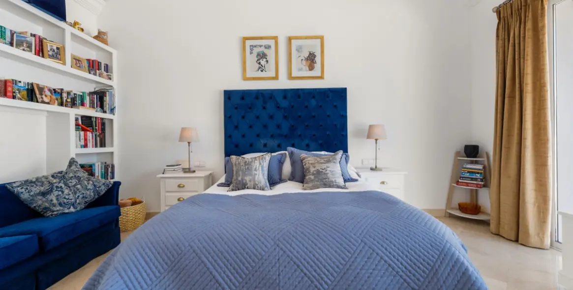 Продажа  отдельно стоящей виллы в Benahavís 18