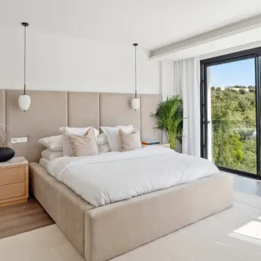 Venta de villa independiente en Nueva Andalucía