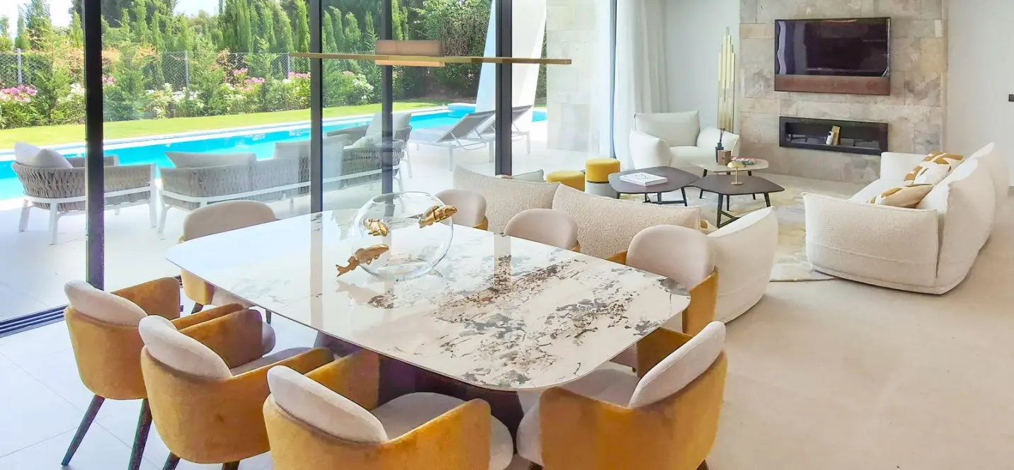 Продажа  отдельно стоящей виллы в Estepona 4