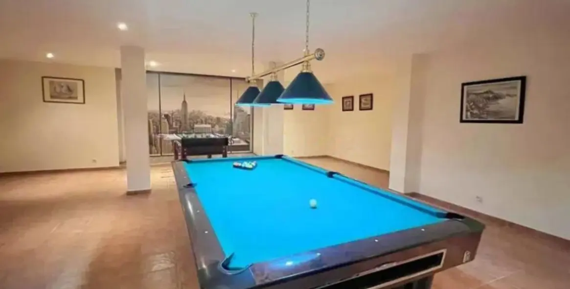 Продажа  отдельно стоящей виллы в Los Flamingos 42