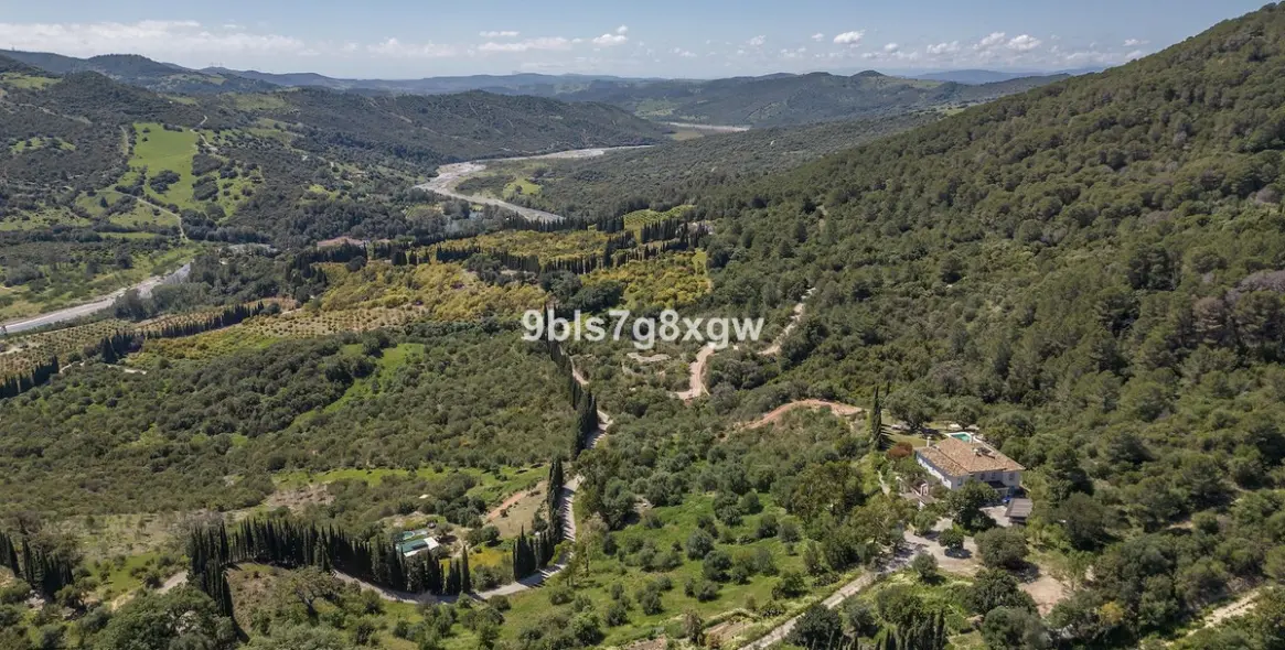 Sale of finca - cortijo in Gaucín 2