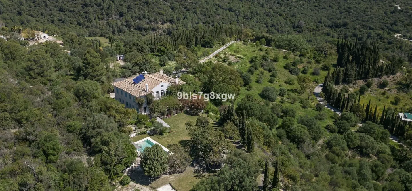 Sale of finca - cortijo in Gaucín 1