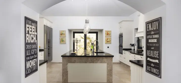 Sale of detached villa in Mijas 3