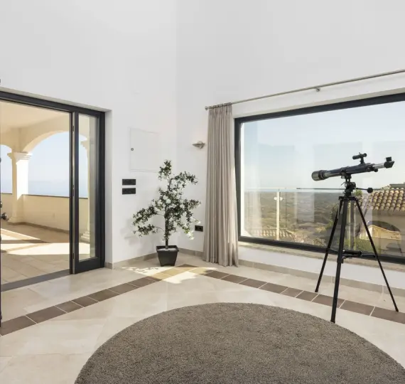 Sale of detached villa in Mijas