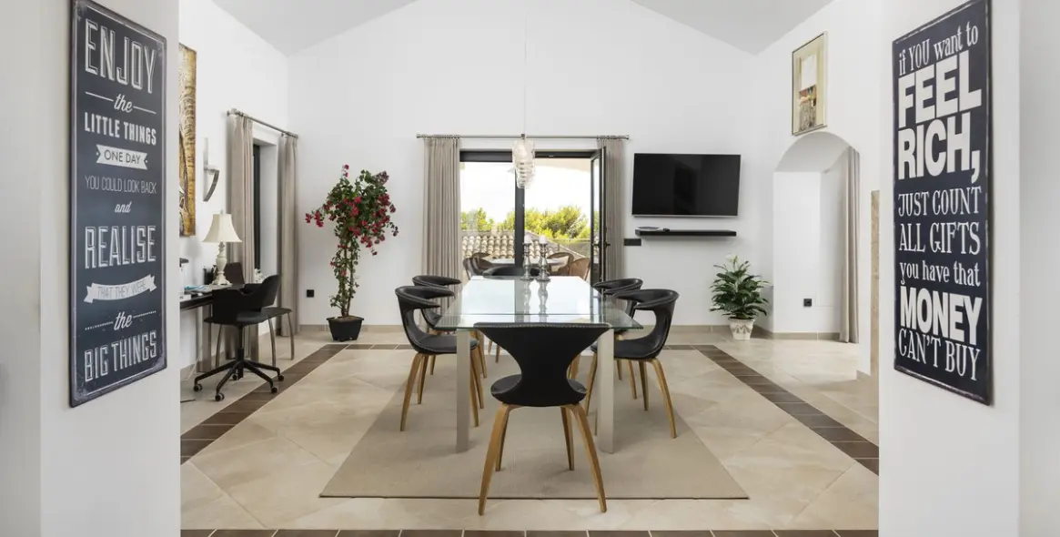 Sale of detached villa in Mijas 8