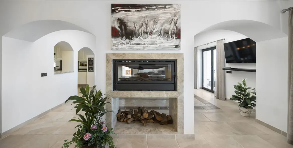 Sale of detached villa in Mijas 9