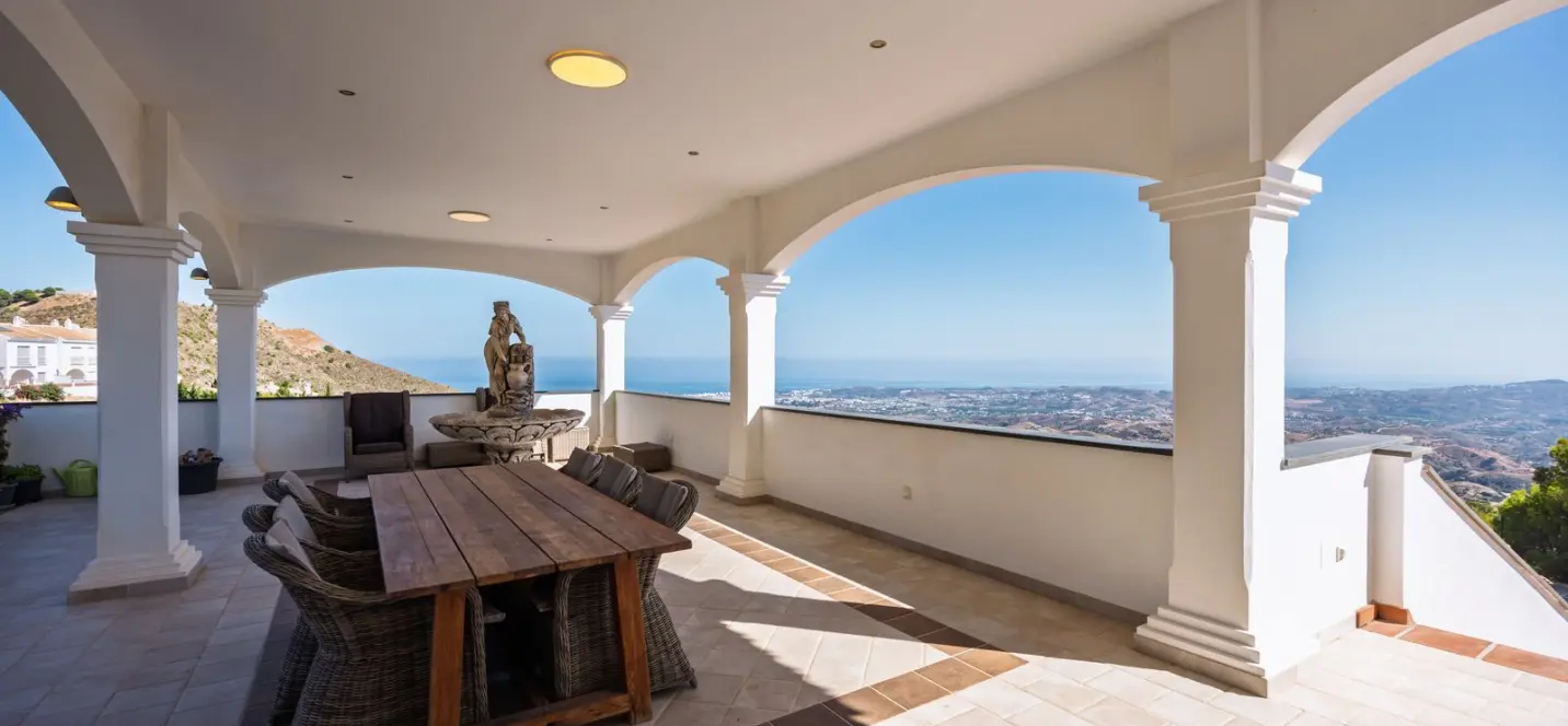 Sale of detached villa in Mijas 4