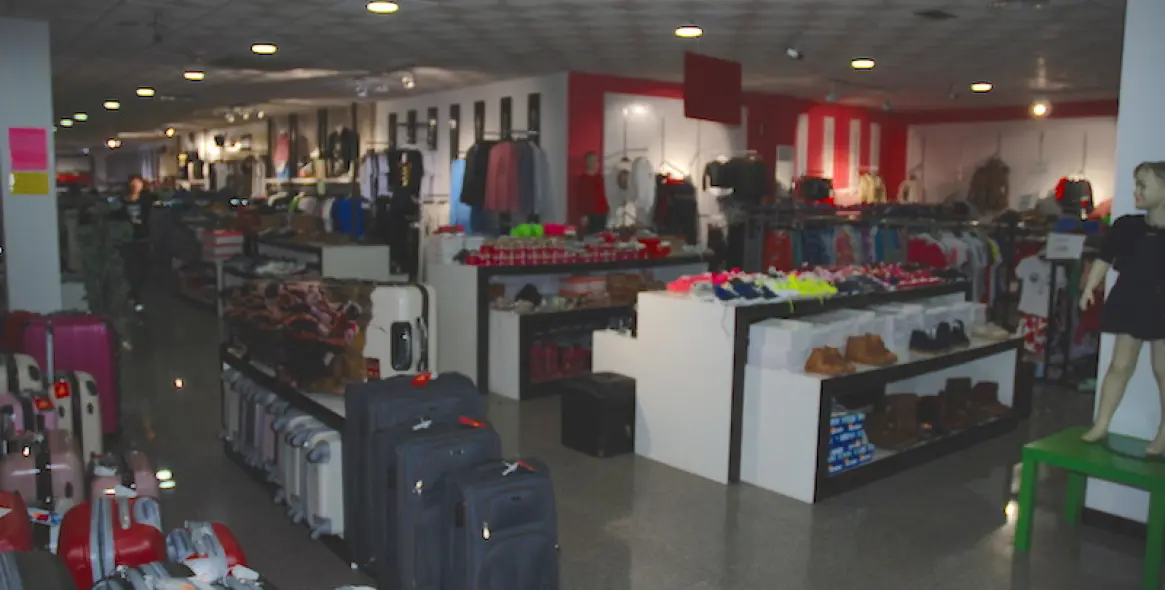 Venta de tienda en Estepona 5