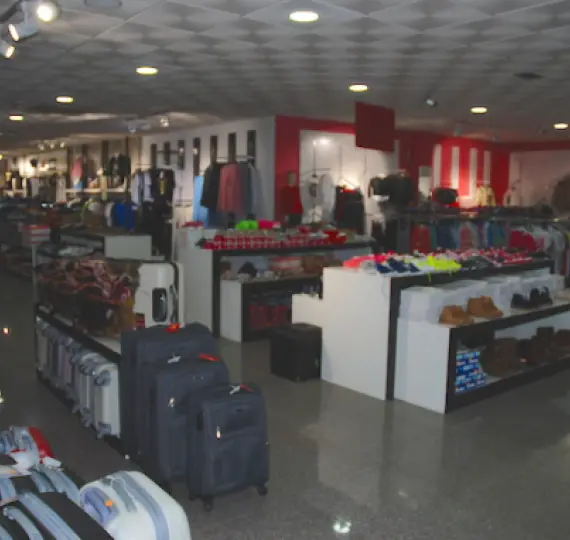 Продажа магазина в Estepona