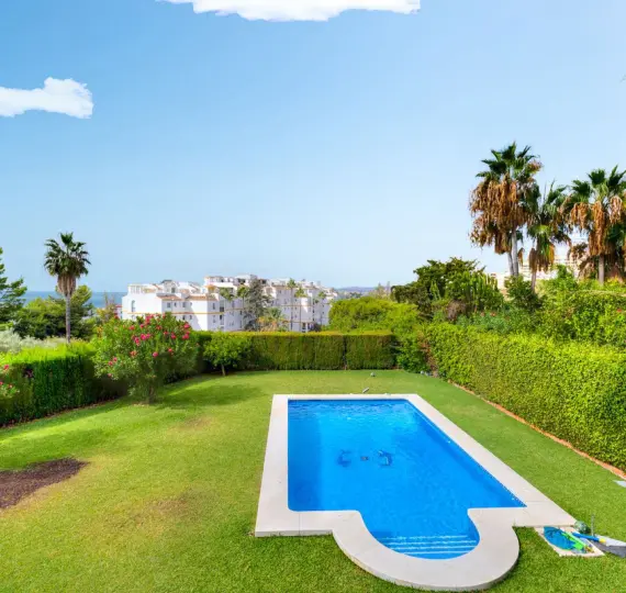 Продажа  отдельно стоящей виллы в Benalmadena Costa