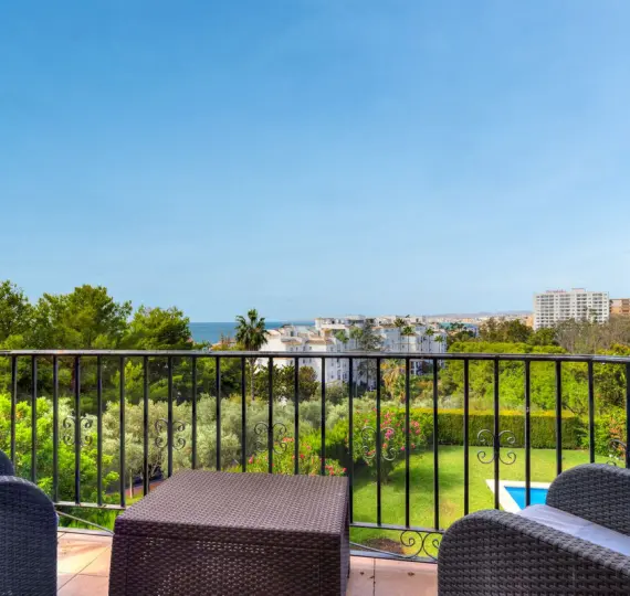 Продажа  отдельно стоящей виллы в Benalmadena Costa