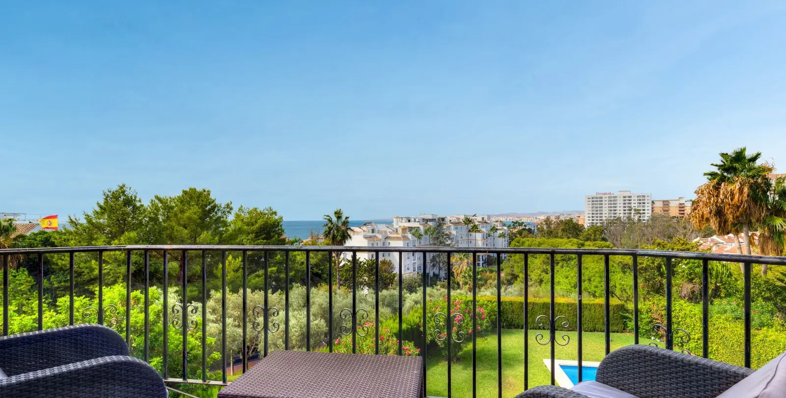 Sale of detached villa in Benalmadena Costa 6