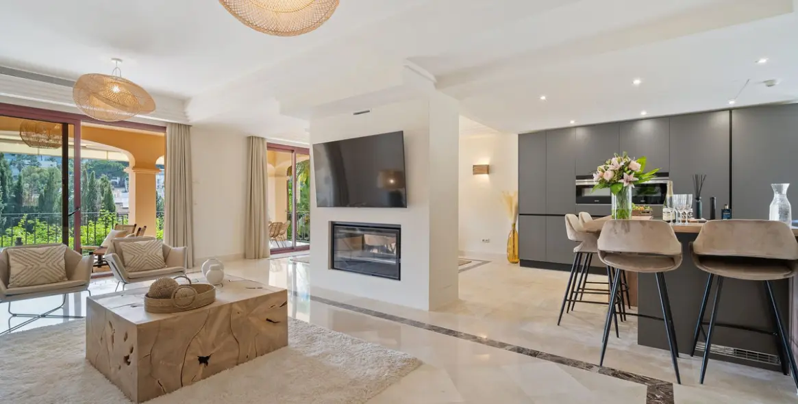 Продажа дома на две семьи в Puerto Banús 2