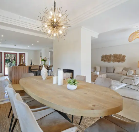 Продажа дома на две семьи в Puerto Banús