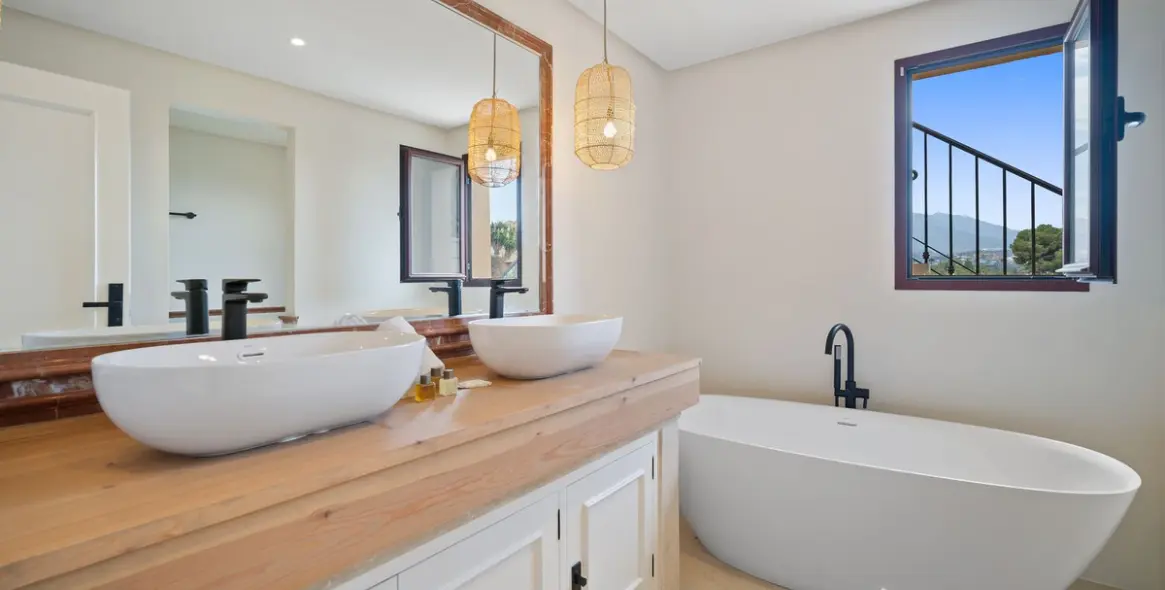 Продажа дома на две семьи в Puerto Banús 11